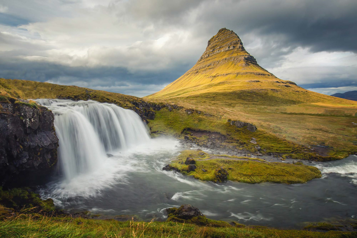 (3) Mount Kirkjufell